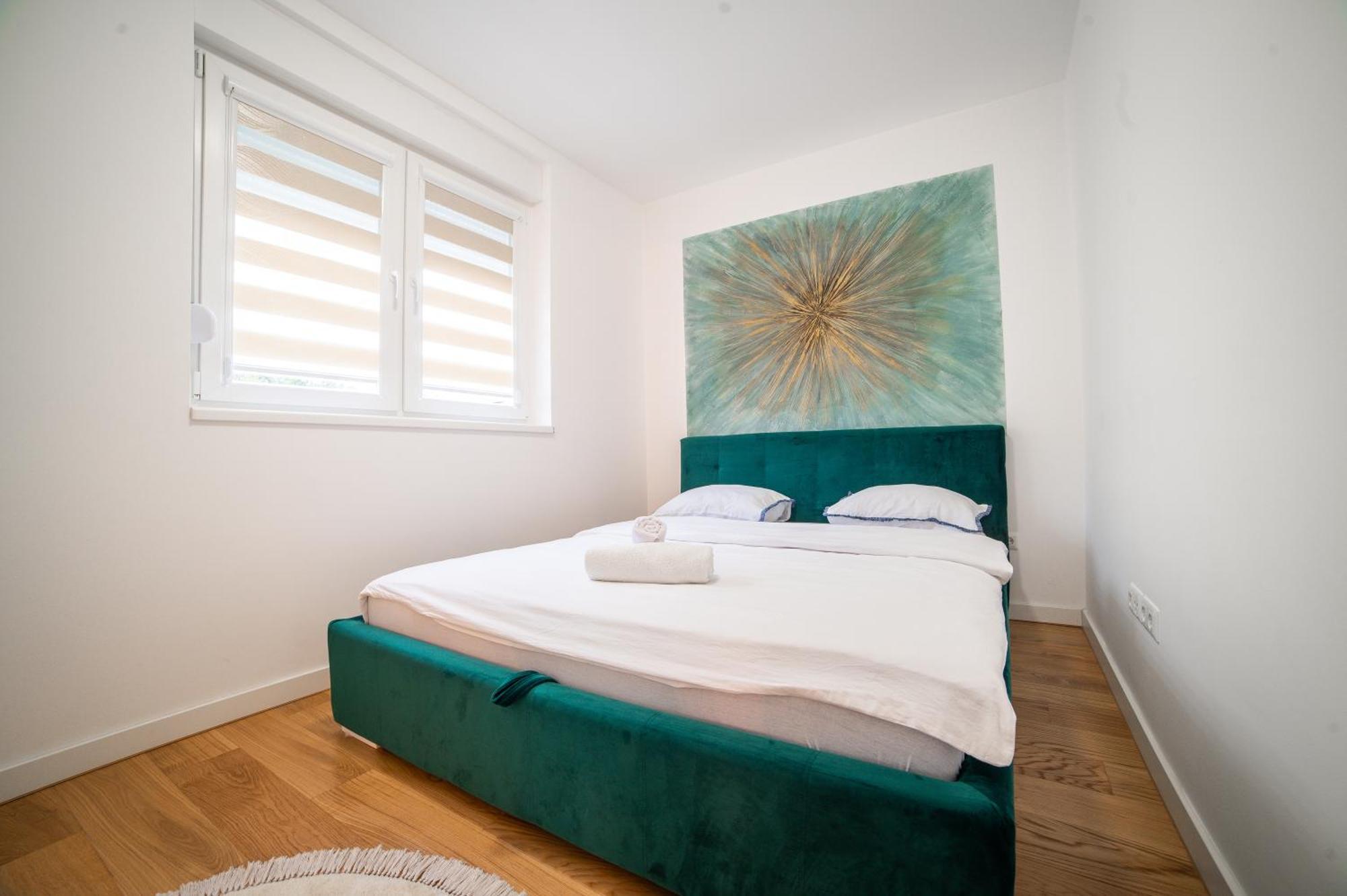 Apartment Vila Idila Тузла Екстериор снимка